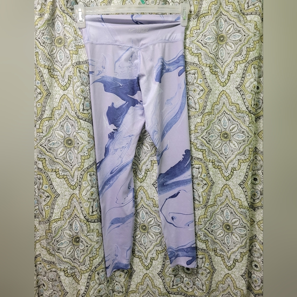 Nike dri fit leggings